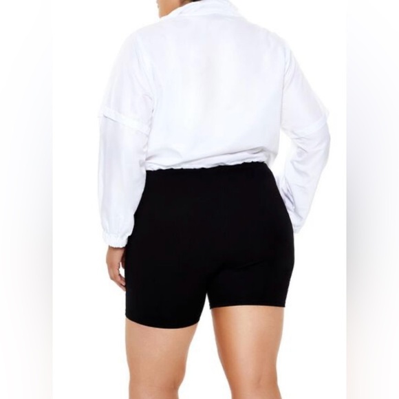 FOREVER 21+ 1X XXL  White Plus Cropped Anorak Jacket NWT R$23 - Picture 4 of 7